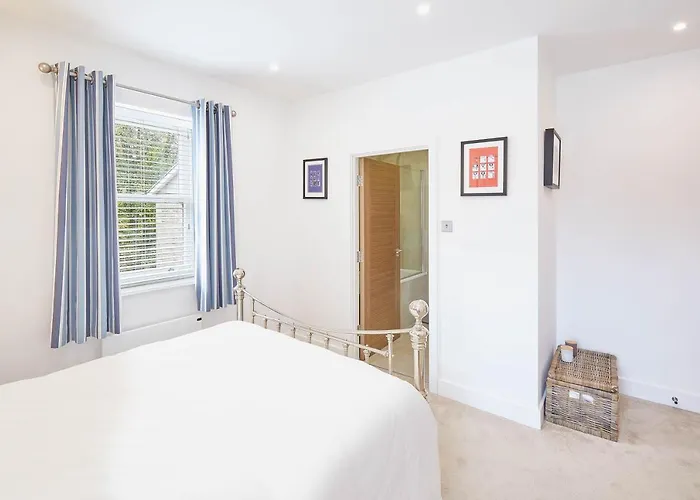 Host & - One Lejlighed *