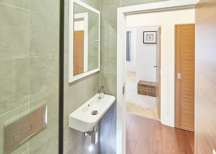 Host & - One Harrogate